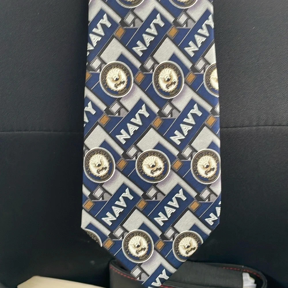 United States Navy Necktie men’s Blue Gray Silk W/Navy Logo‎ by Larson USNavy